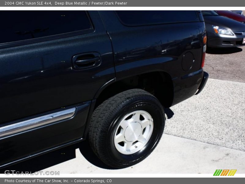 Deep Blue Metallic / Pewter/Dark Pewter 2004 GMC Yukon SLE 4x4