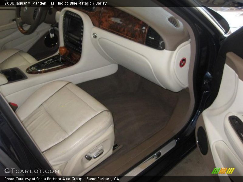 Indigo Blue Metallic / Barley 2008 Jaguar XJ Vanden Plas