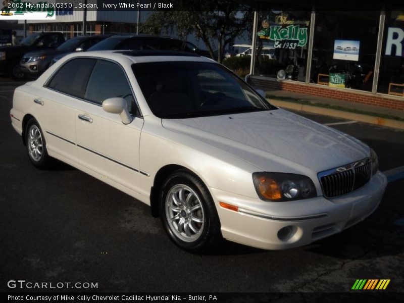 Ivory White Pearl / Black 2002 Hyundai XG350 L Sedan