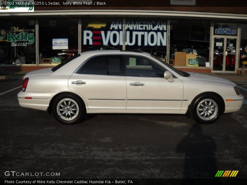 Ivory White Pearl / Black 2002 Hyundai XG350 L Sedan