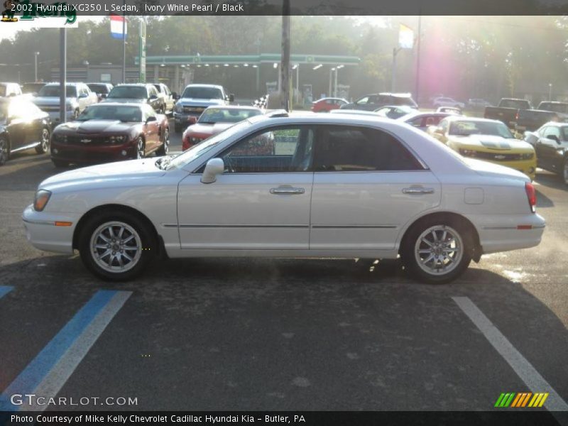 Ivory White Pearl / Black 2002 Hyundai XG350 L Sedan