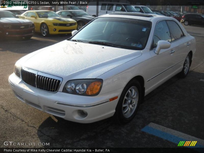 Ivory White Pearl / Black 2002 Hyundai XG350 L Sedan
