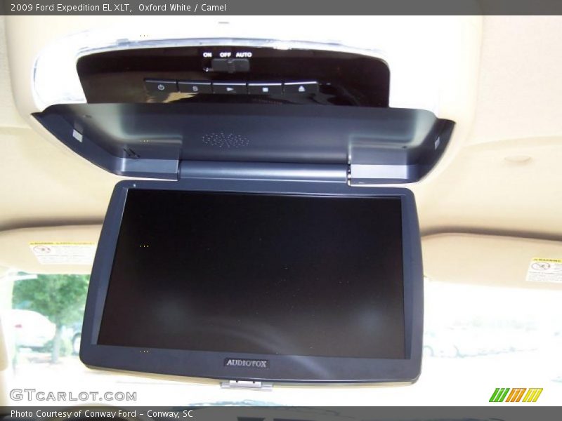 Oxford White / Camel 2009 Ford Expedition EL XLT
