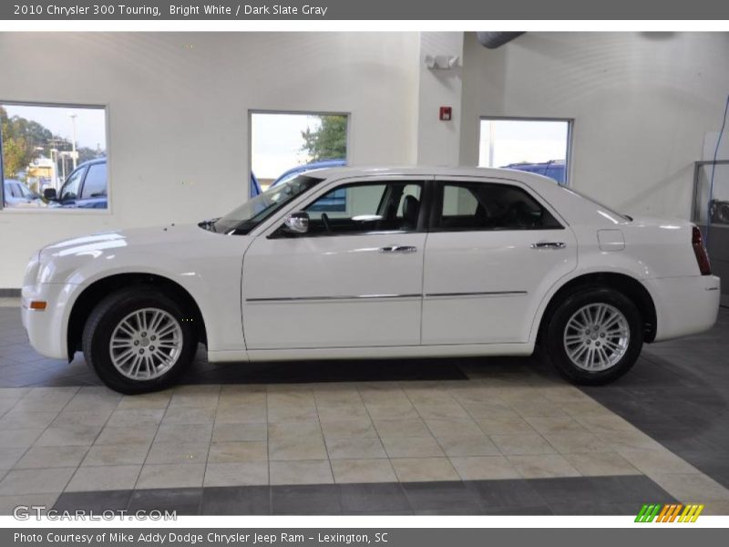 Bright White / Dark Slate Gray 2010 Chrysler 300 Touring