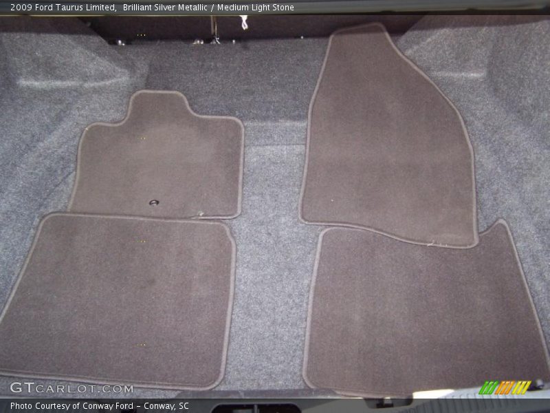 Brilliant Silver Metallic / Medium Light Stone 2009 Ford Taurus Limited