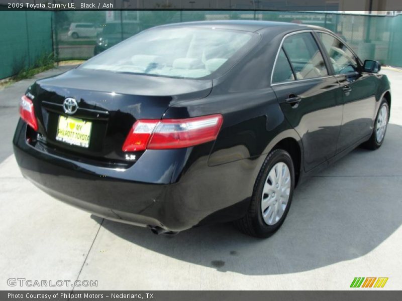 Black / Ash 2009 Toyota Camry LE