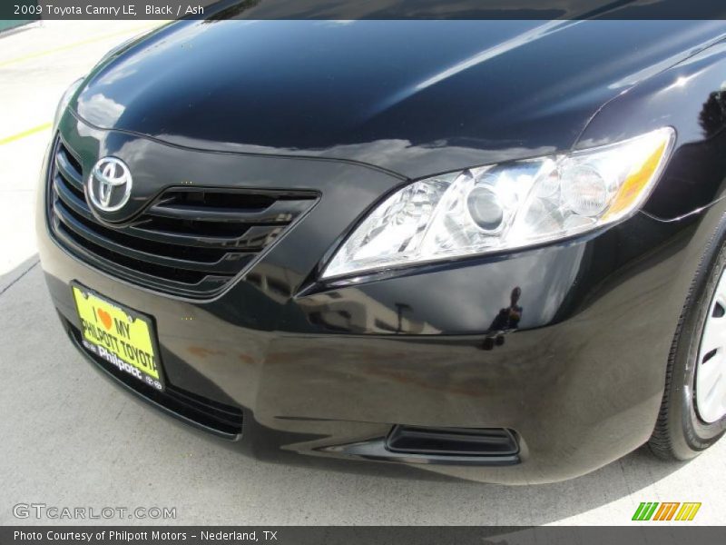 Black / Ash 2009 Toyota Camry LE