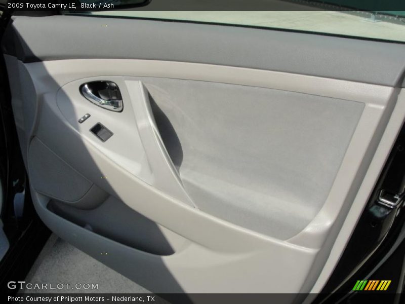 Black / Ash 2009 Toyota Camry LE