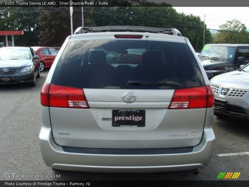 Silver Shadow Pearl / Stone 2005 Toyota Sienna LE AWD