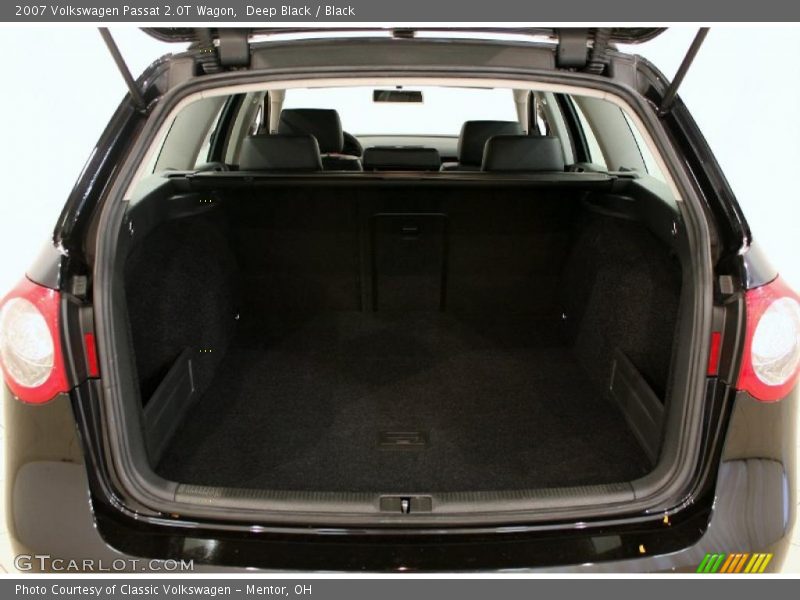 Deep Black / Black 2007 Volkswagen Passat 2.0T Wagon