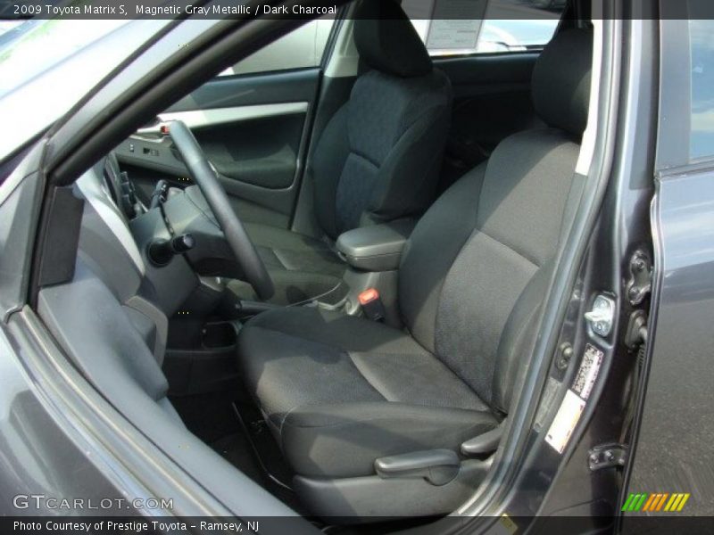 Magnetic Gray Metallic / Dark Charcoal 2009 Toyota Matrix S