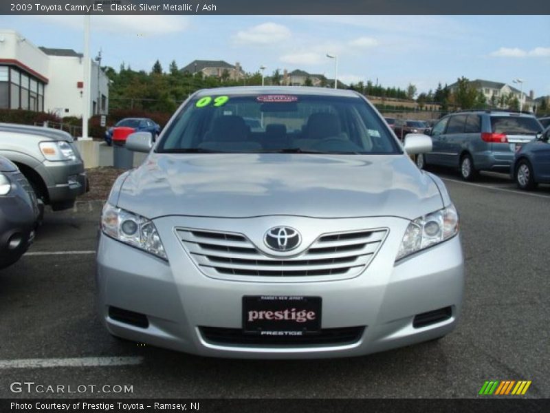 Classic Silver Metallic / Ash 2009 Toyota Camry LE