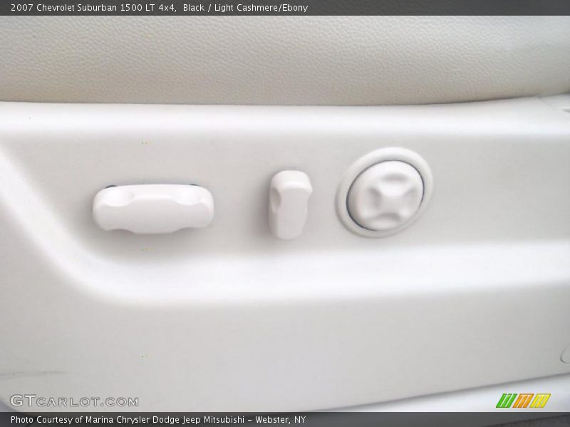 Black / Light Cashmere/Ebony 2007 Chevrolet Suburban 1500 LT 4x4