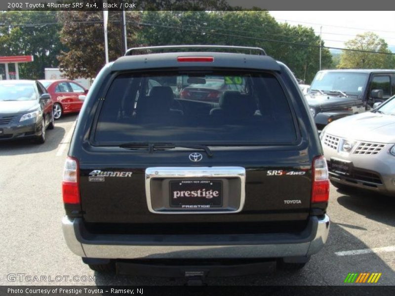 Black / Oak 2002 Toyota 4Runner SR5 4x4