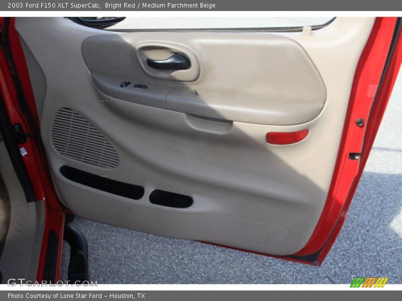 Bright Red / Medium Parchment Beige 2003 Ford F150 XLT SuperCab