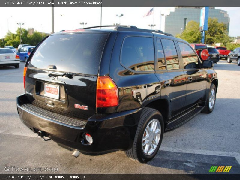 Black Onyx / Ebony Black 2006 GMC Envoy Denali 4x4