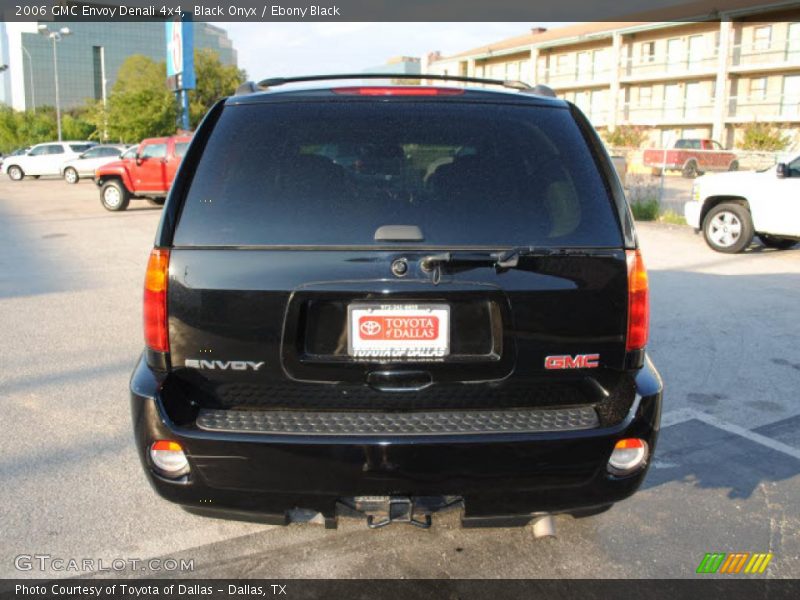 Black Onyx / Ebony Black 2006 GMC Envoy Denali 4x4