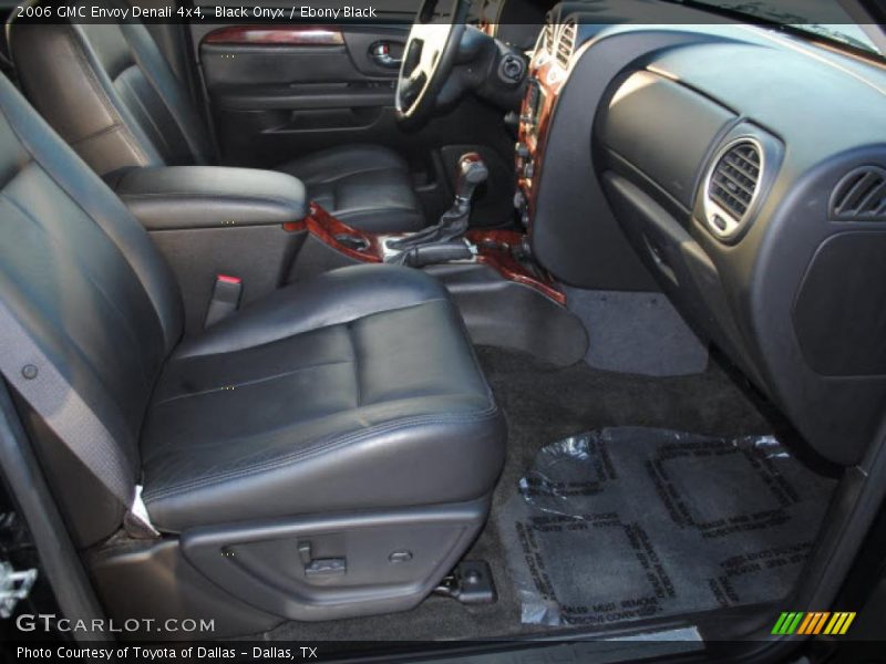 Black Onyx / Ebony Black 2006 GMC Envoy Denali 4x4