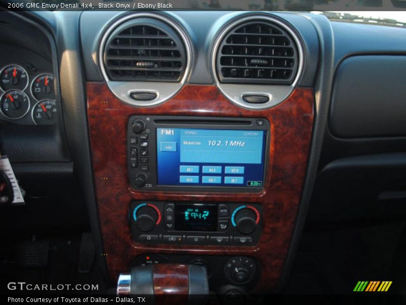 Black Onyx / Ebony Black 2006 GMC Envoy Denali 4x4