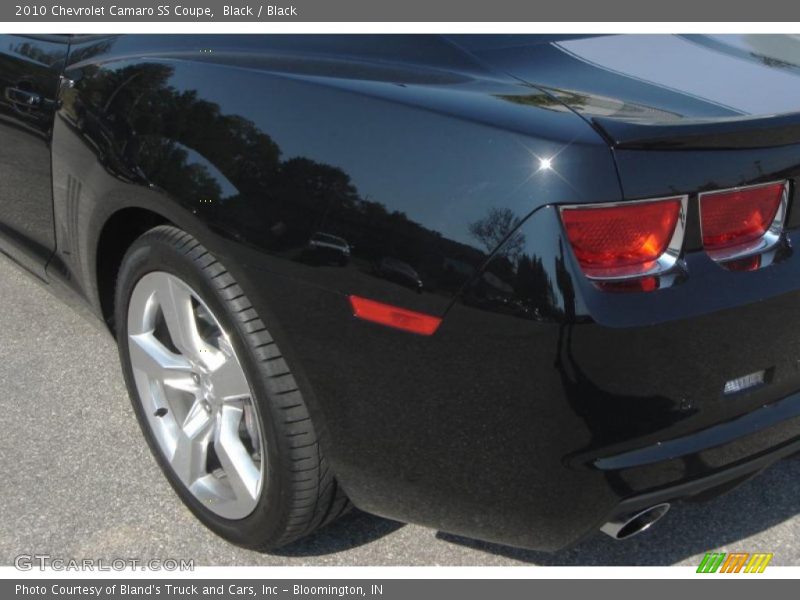 Black / Black 2010 Chevrolet Camaro SS Coupe
