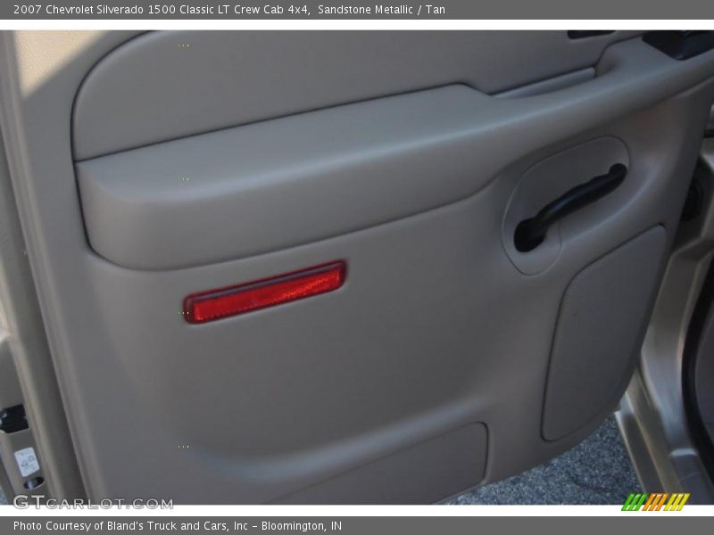 Sandstone Metallic / Tan 2007 Chevrolet Silverado 1500 Classic LT Crew Cab 4x4