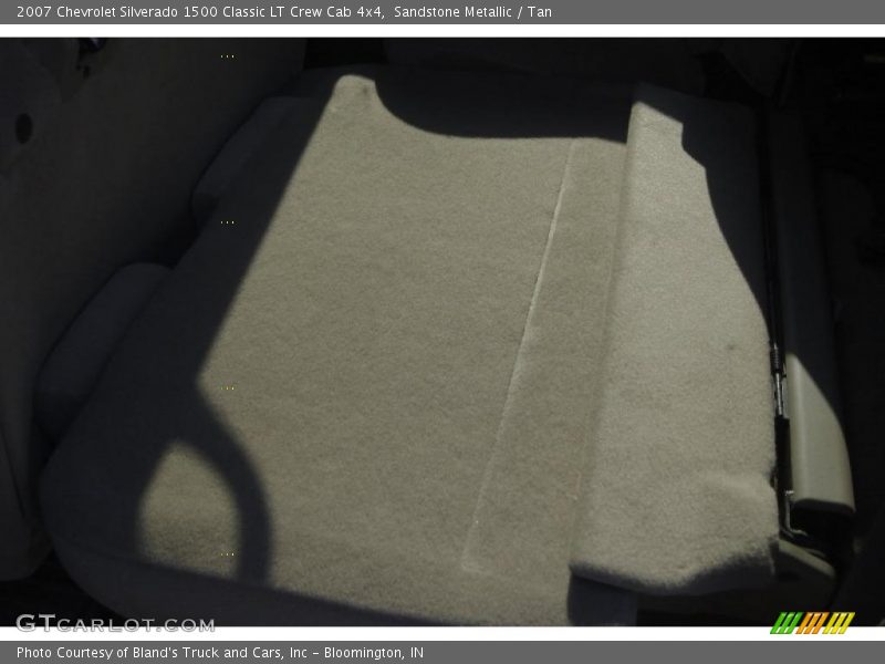 Sandstone Metallic / Tan 2007 Chevrolet Silverado 1500 Classic LT Crew Cab 4x4
