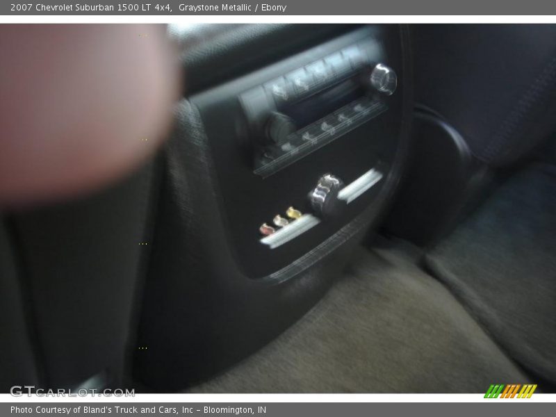 Graystone Metallic / Ebony 2007 Chevrolet Suburban 1500 LT 4x4