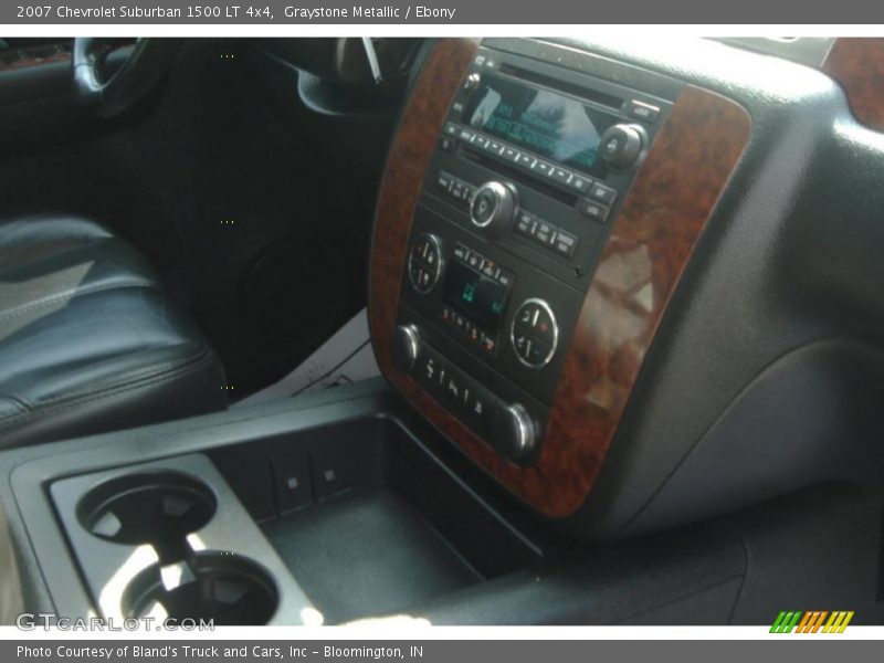 Graystone Metallic / Ebony 2007 Chevrolet Suburban 1500 LT 4x4