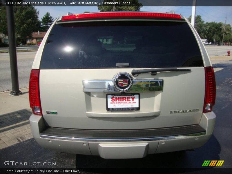 Gold Mist Metallic / Cashmere/Cocoa 2011 Cadillac Escalade Luxury AWD