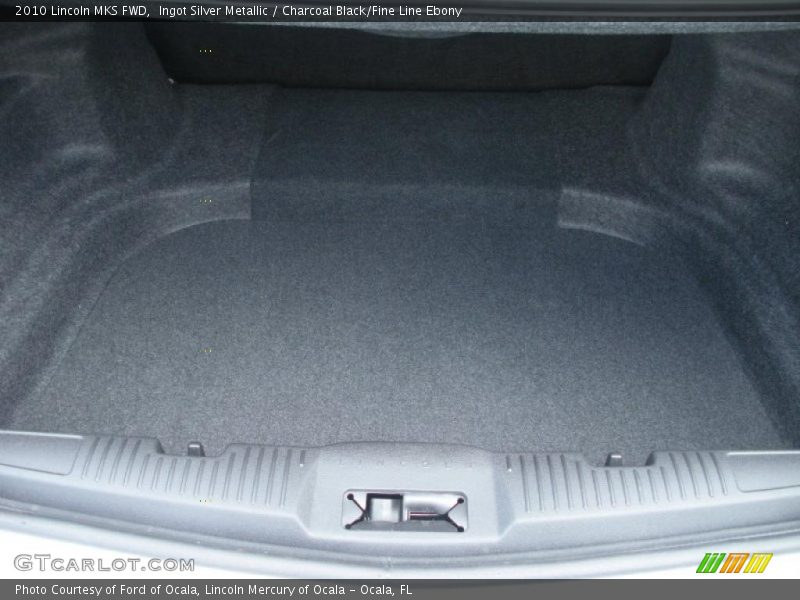 Ingot Silver Metallic / Charcoal Black/Fine Line Ebony 2010 Lincoln MKS FWD