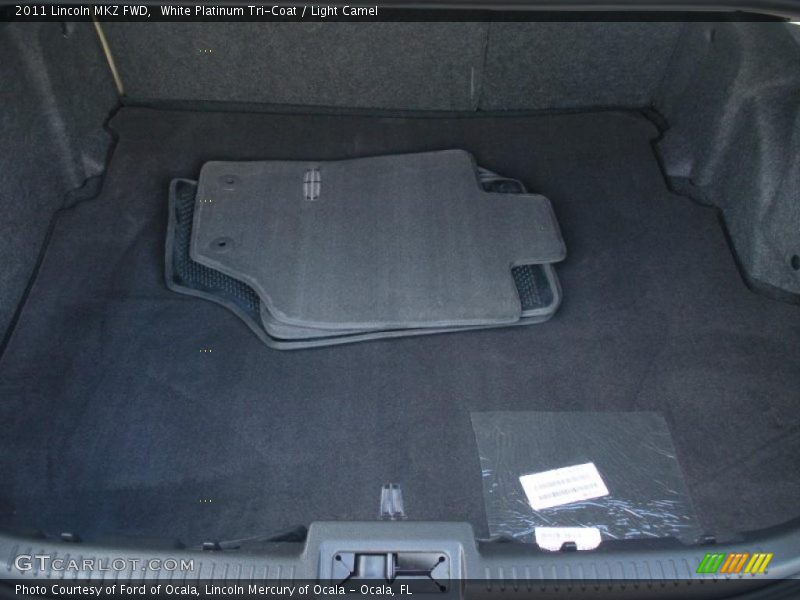White Platinum Tri-Coat / Light Camel 2011 Lincoln MKZ FWD