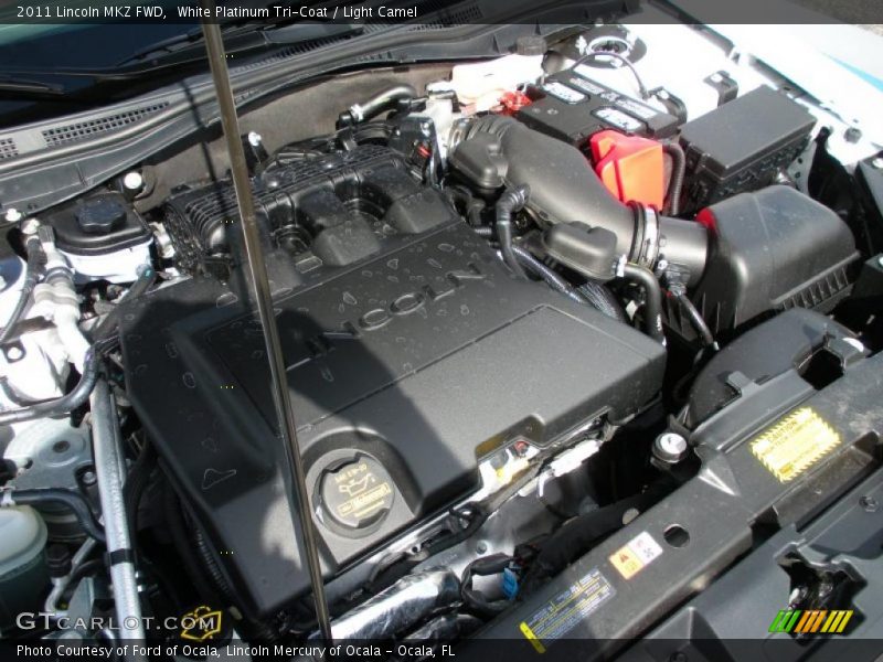 White Platinum Tri-Coat / Light Camel 2011 Lincoln MKZ FWD