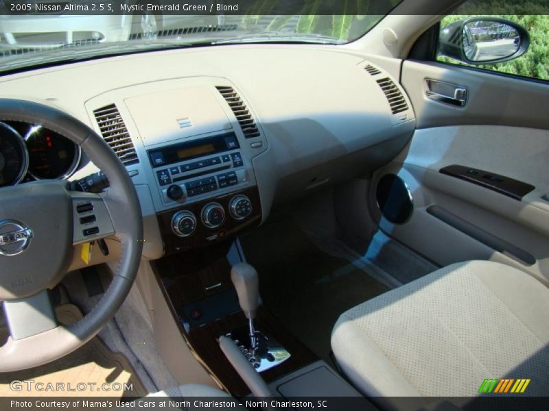 Mystic Emerald Green / Blond 2005 Nissan Altima 2.5 S