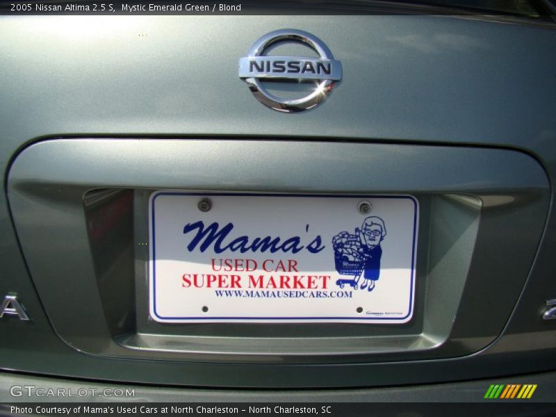 Mystic Emerald Green / Blond 2005 Nissan Altima 2.5 S
