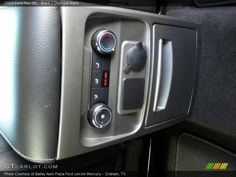 Black / Charcoal Black 2009 Ford Flex SEL