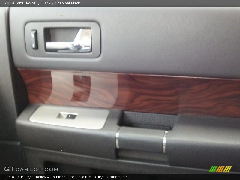 Black / Charcoal Black 2009 Ford Flex SEL
