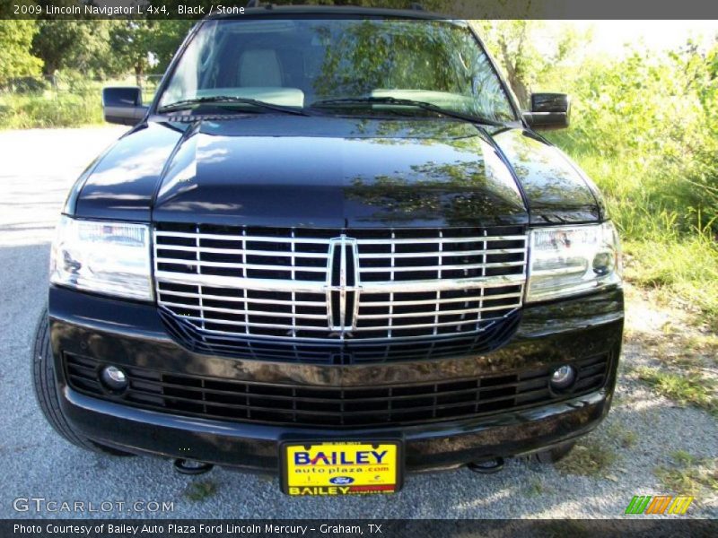 Black / Stone 2009 Lincoln Navigator L 4x4