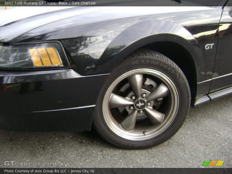 Black / Dark Charcoal 2002 Ford Mustang GT Coupe