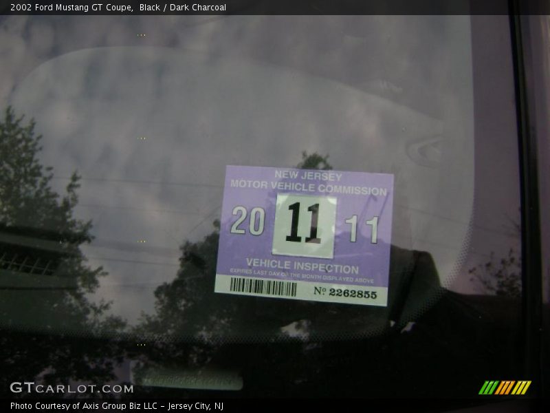 Black / Dark Charcoal 2002 Ford Mustang GT Coupe