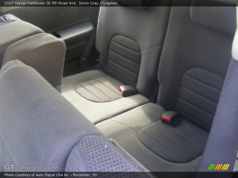 Storm Gray / Graphite 2007 Nissan Pathfinder SE Off-Road 4x4