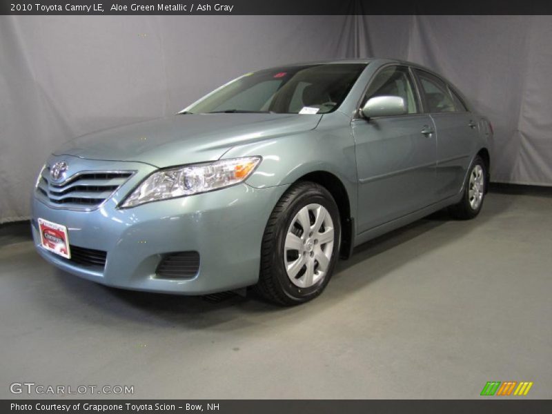 Aloe Green Metallic / Ash Gray 2010 Toyota Camry LE