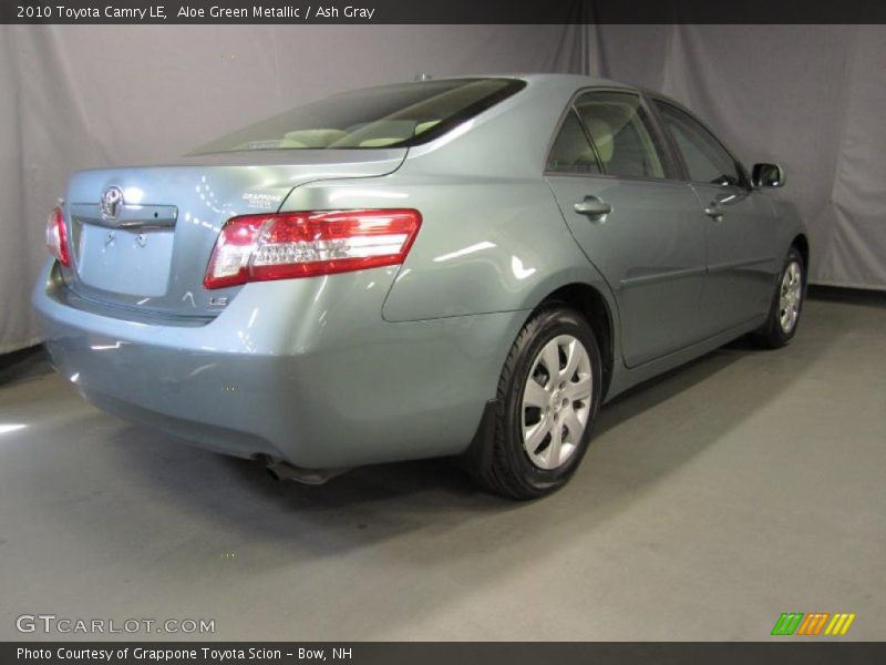 Aloe Green Metallic / Ash Gray 2010 Toyota Camry LE