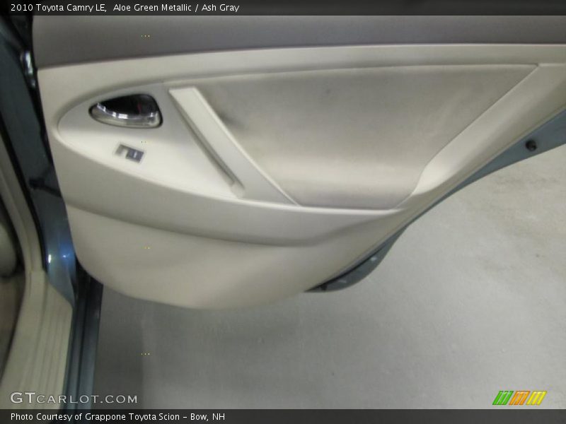 Aloe Green Metallic / Ash Gray 2010 Toyota Camry LE