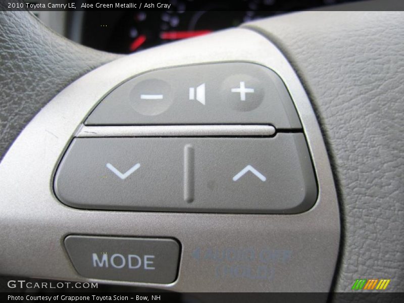 Aloe Green Metallic / Ash Gray 2010 Toyota Camry LE