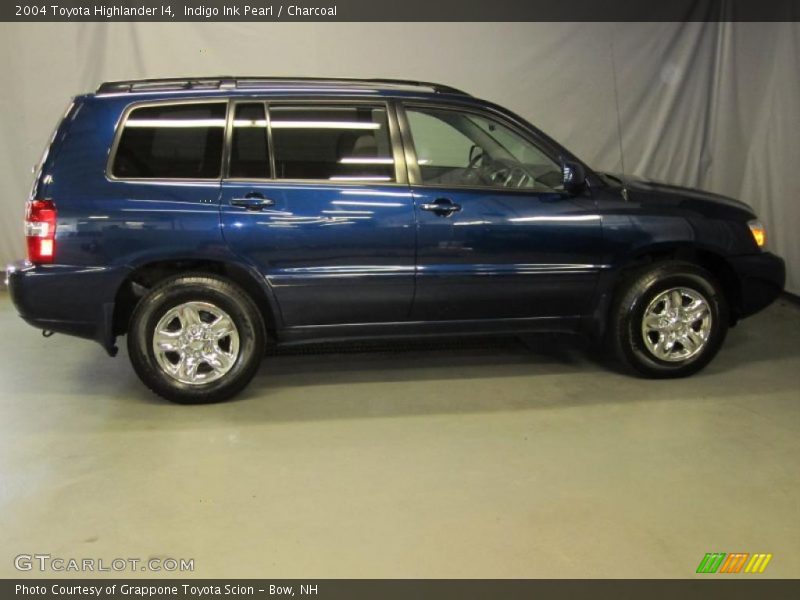 Indigo Ink Pearl / Charcoal 2004 Toyota Highlander I4