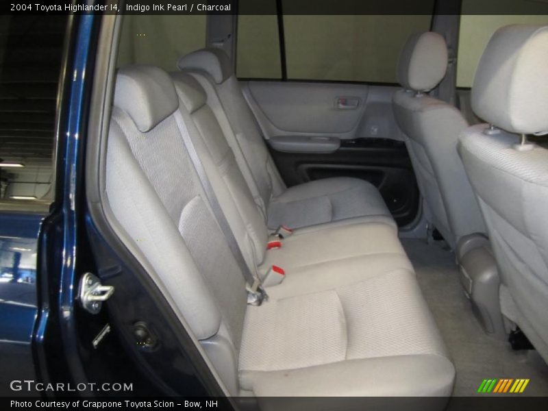 Indigo Ink Pearl / Charcoal 2004 Toyota Highlander I4