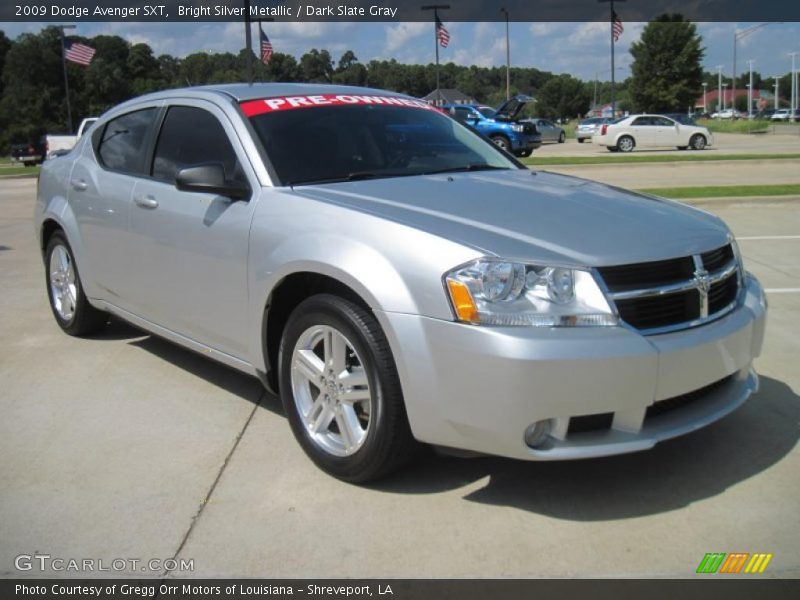 Bright Silver Metallic / Dark Slate Gray 2009 Dodge Avenger SXT