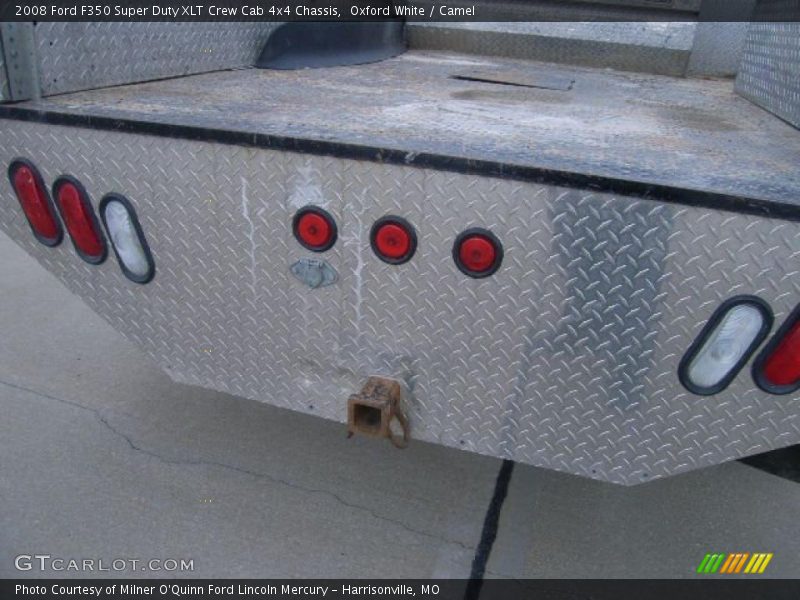 Oxford White / Camel 2008 Ford F350 Super Duty XLT Crew Cab 4x4 Chassis