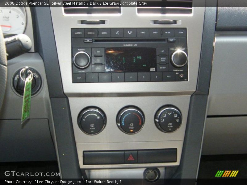 Silver Steel Metallic / Dark Slate Gray/Light Slate Gray 2008 Dodge Avenger SE