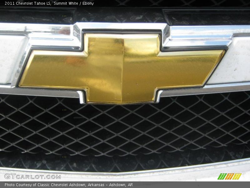 Summit White / Ebony 2011 Chevrolet Tahoe LS